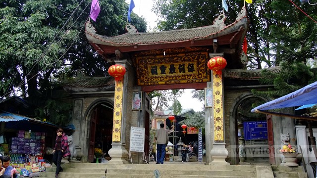 Đền Ông Hoàng Bảy Lào Cai - Den Ong Hoang Bay Lao Cai